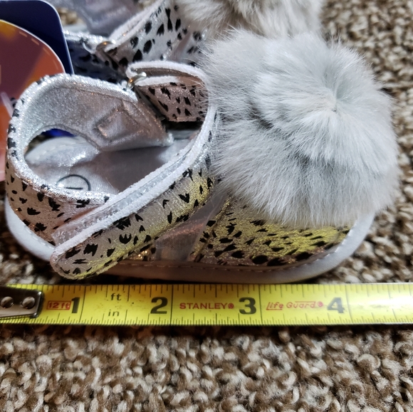Baby Pom Pom top sandals - Picture 10 of 15
